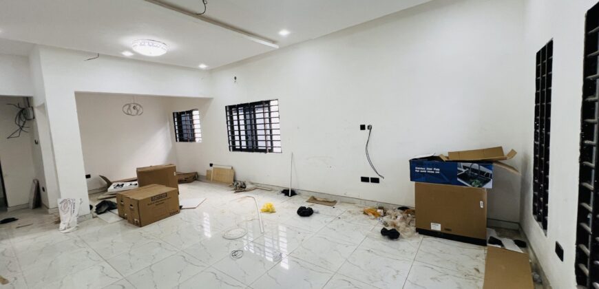 BRAND-NEW 3BEDROOM WITH BOYSQUARTERS// BIG COMPOUND FOR SALE AT SPINTEX , ACCRA GHANA