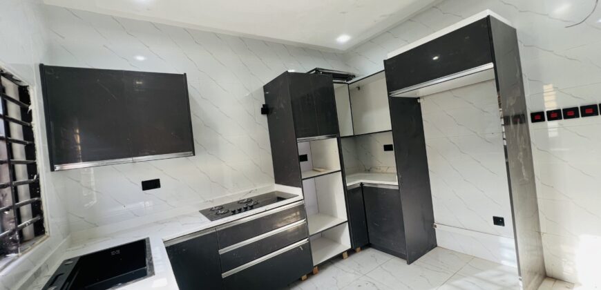 BRAND-NEW 3BEDROOM WITH BOYSQUARTERS// BIG COMPOUND FOR SALE AT SPINTEX , ACCRA GHANA