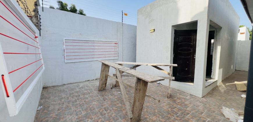 BRAND-NEW 3BEDROOM WITH BOYSQUARTERS// BIG COMPOUND FOR SALE AT SPINTEX , ACCRA GHANA