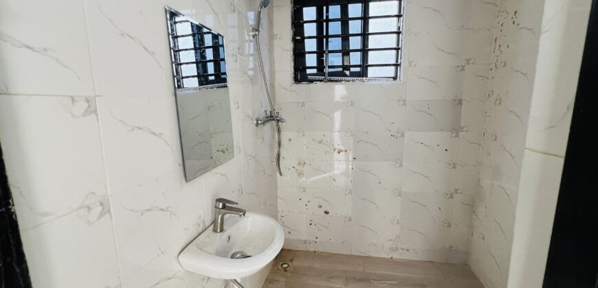 BRAND-NEW 3BEDROOM WITH BOYSQUARTERS// BIG COMPOUND FOR SALE AT SPINTEX , ACCRA GHANA