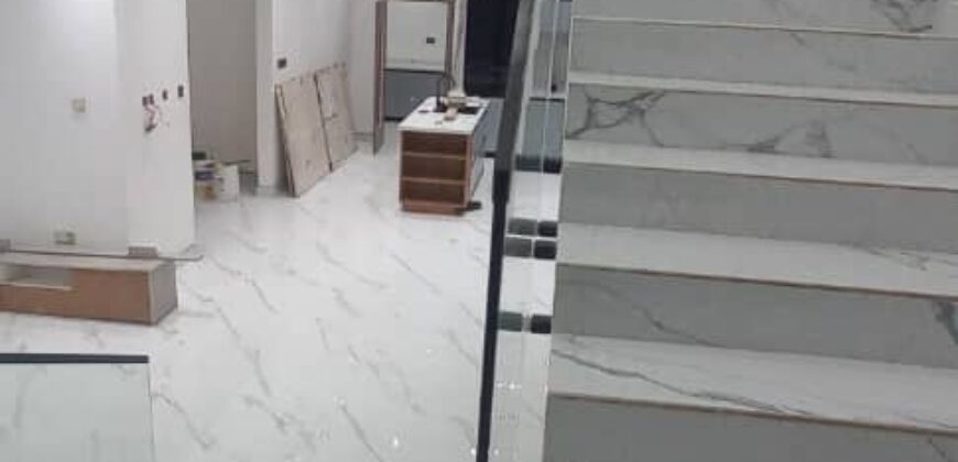 🏡 Executive 4-Bedroom House + Boys’ Quarters For Sale – School Junction, Accra