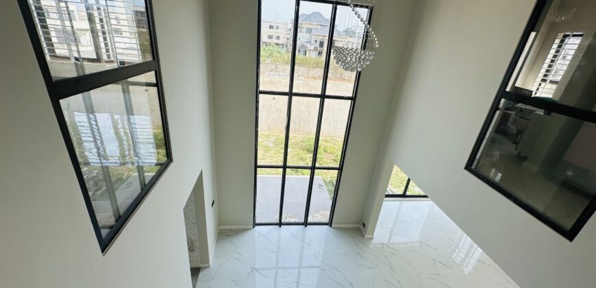 Exclusive 5-Bedroom House – Tseaddo (10 mins from the Airport)