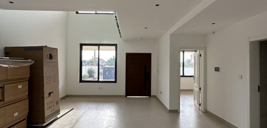 🌟 Stunning Modern 4-Bedroom Home for Sale – West Trasacco, Accra
