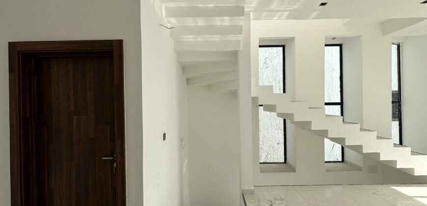 🏡Modern 4-Bedroom Home for Sale – ARS, Accra