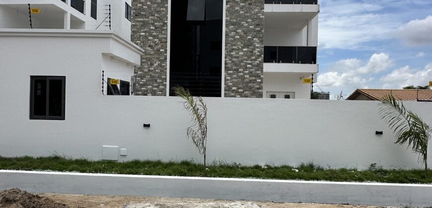 🏡 5-Bedroom Luxury Home with Penthouse – East Legon, Accra