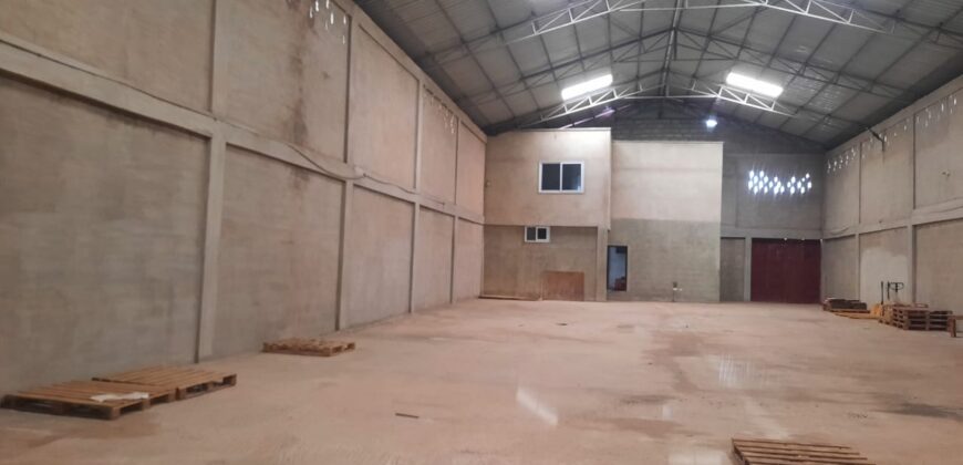 🏭 PROPERTY FOR SALE – WAREHOUSE WITH OFFICES📍 Katamanso (Ashaiman)