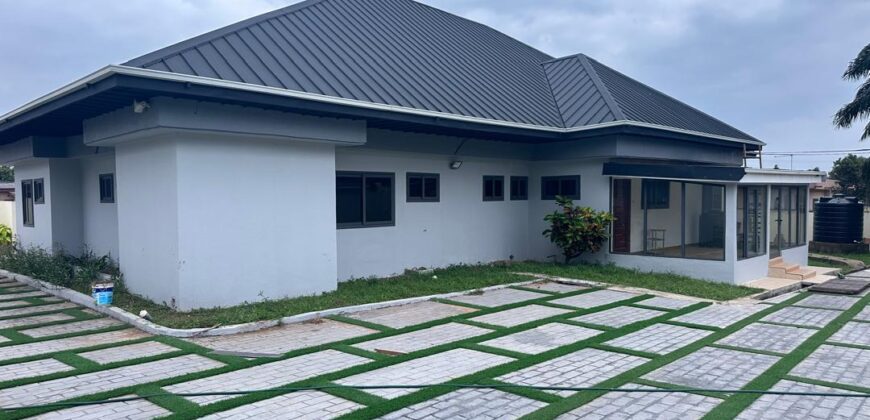 🏡 5-Bedroom House for Rent – Achimota
