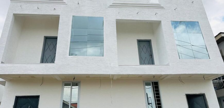 🏡 4-Bedroom Duplex House for Sale – School Junction (Nanakrom)